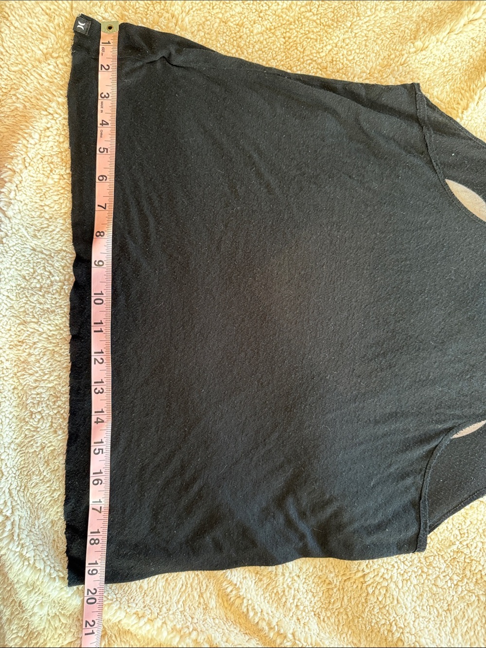Hurley Black Tank Top with Gray Heart Logo - Picture 3 of 5